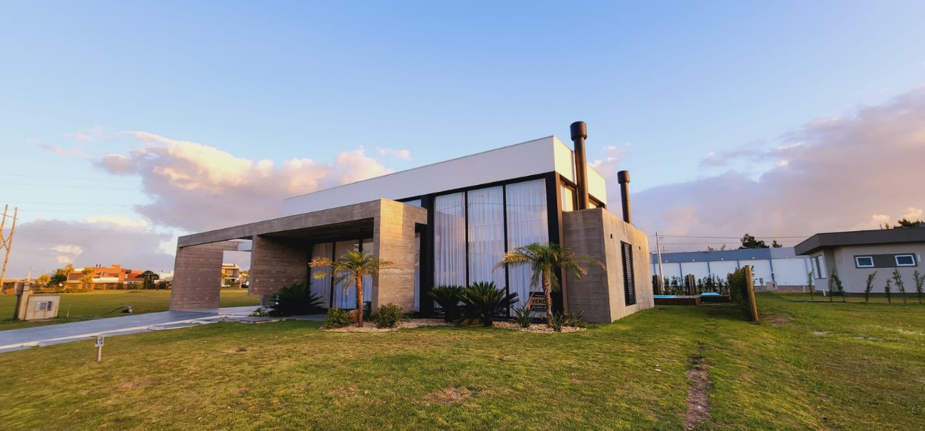 Casa em Condomínio 3 dormitórios para venda, Mariapolis em Xangri-lá | Ref.: 11007