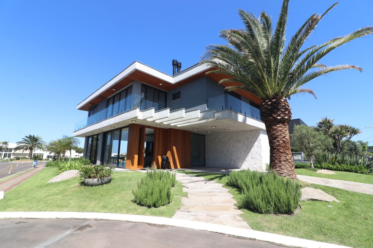 Casa em Condomínio 5 dormitórios para venda, Centro em Xangri-lá | Ref.: 11165