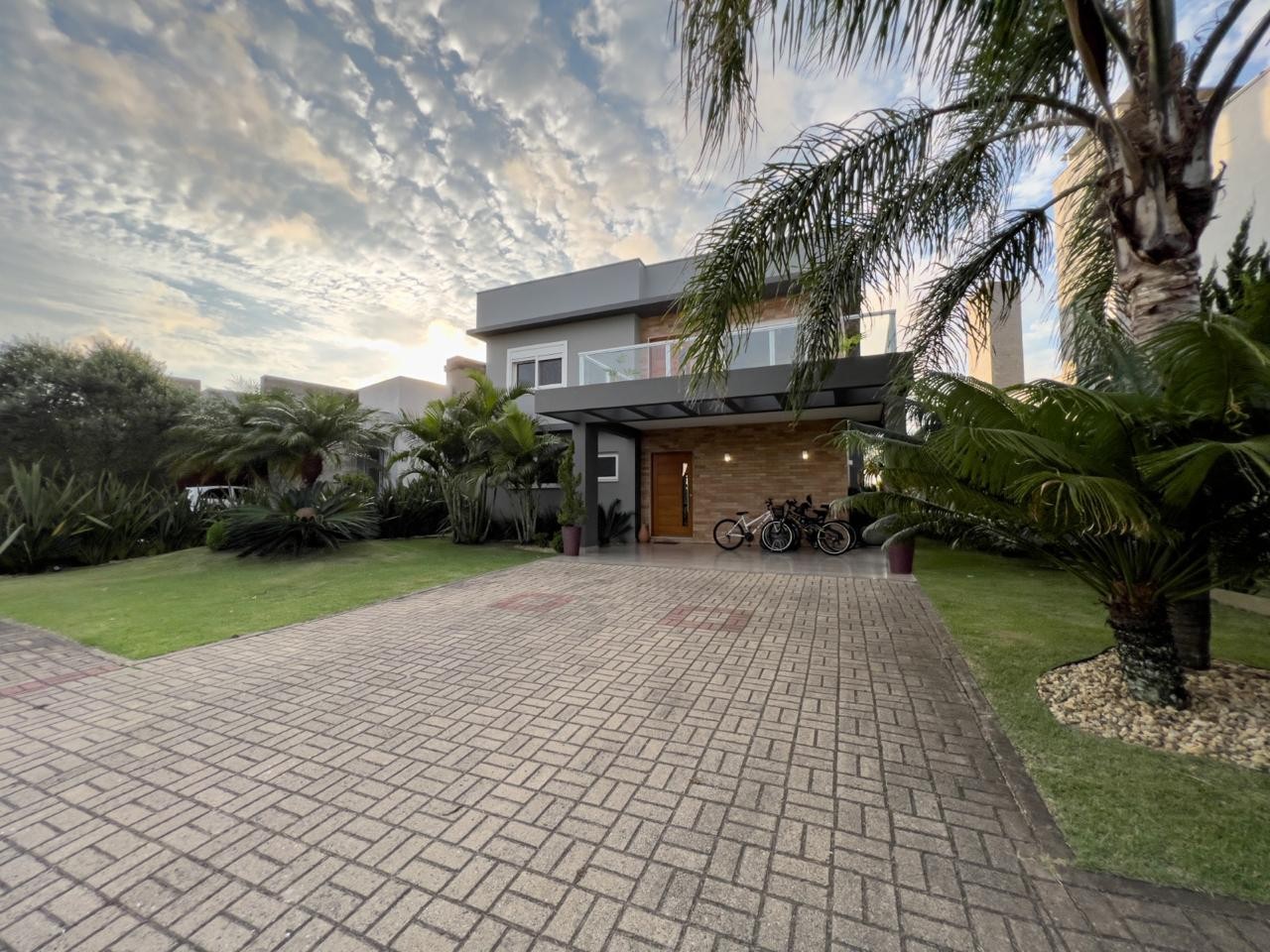 Casa em Condomínio 4 dormitórios para venda, Centro em Xangri-lá | Ref.: 14674