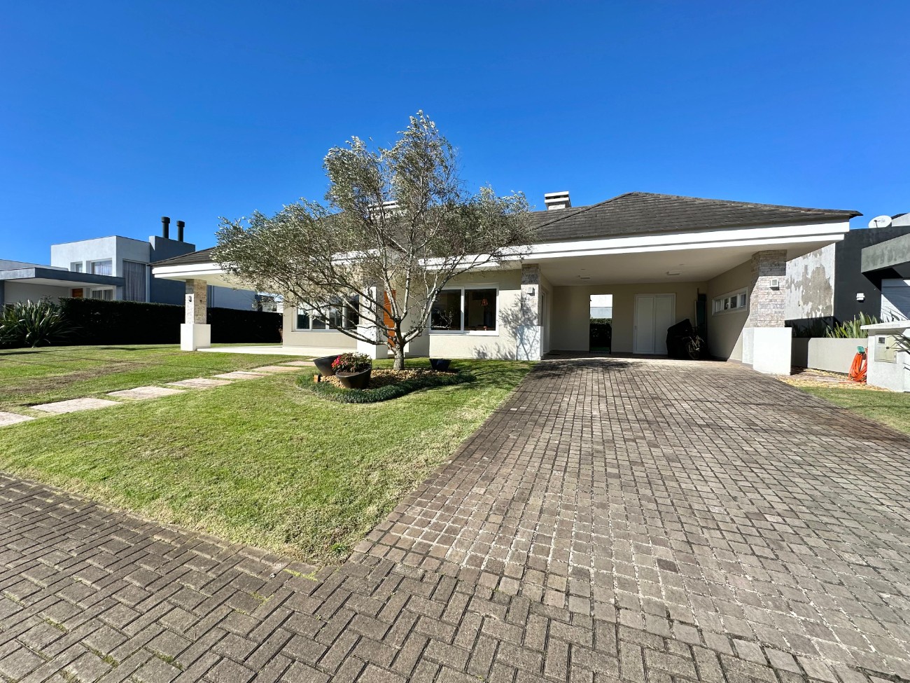 Casa em Condomínio 4 dormitórios para venda, Dubai Resort em Capão da Canoa | Ref.: 15141