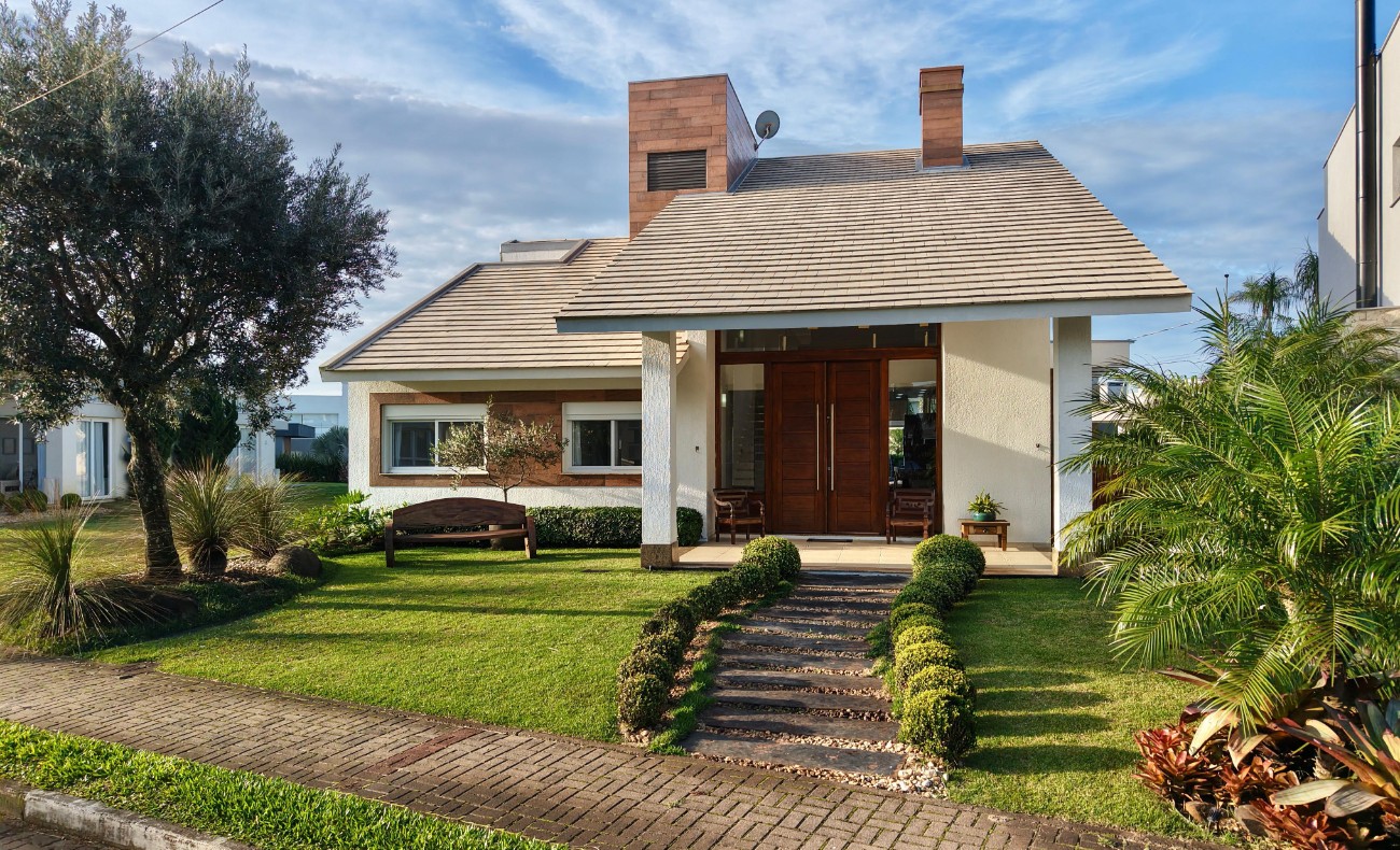 Casa em Condomínio 4 dormitórios para venda, Centro em Xangri-lá | Ref.: 16980