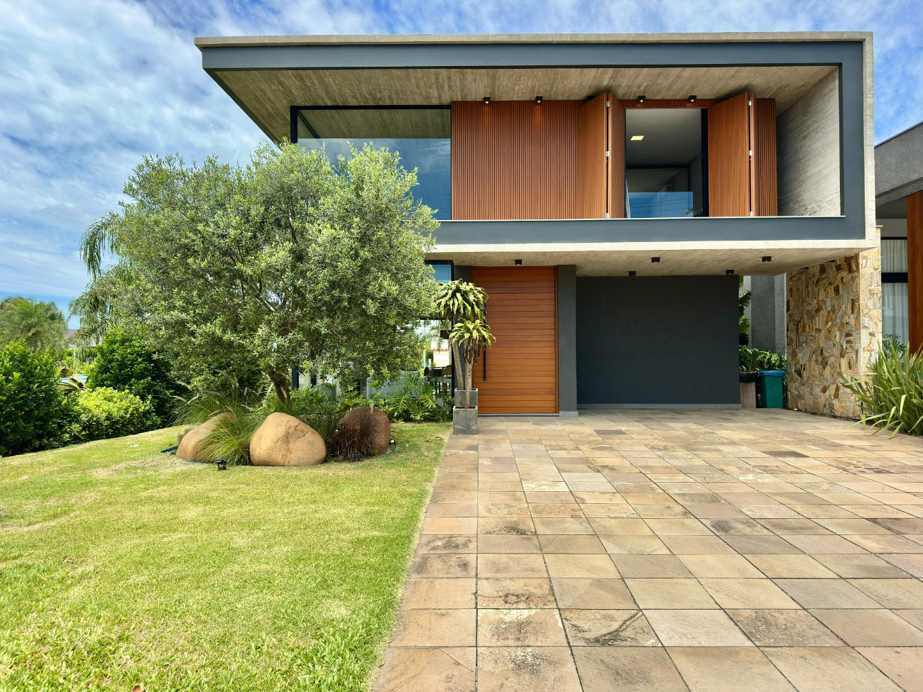 Casa em Condomínio 4 dormitórios para venda, Centro em Xangri-lá | Ref.: 17720